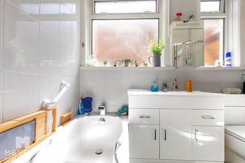46 Acton Road, Bournemouth, BH10 4DW