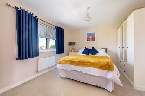 1 Manning Close, Monkton Heathfield, Taunton, TA2 8GX