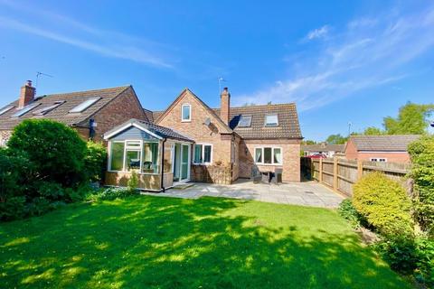 2 Oakham Road, Greetham, Oakham, LE15 7NN
