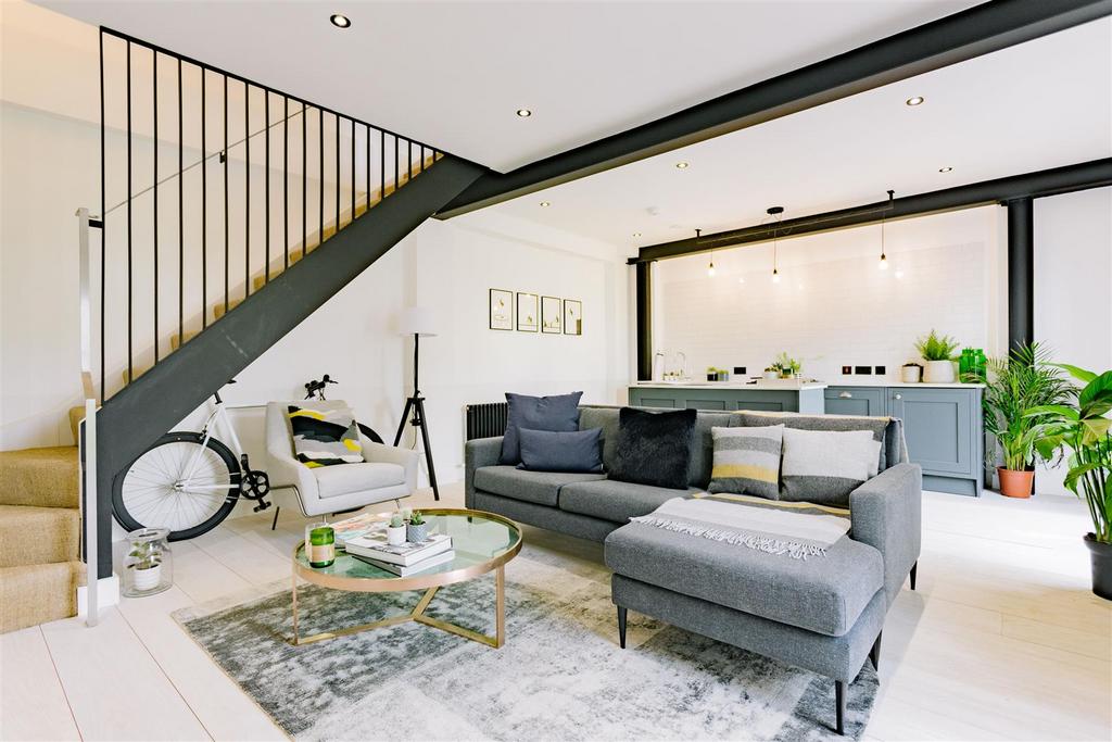 MB number 17 v2 fonthill mews 11.jpg