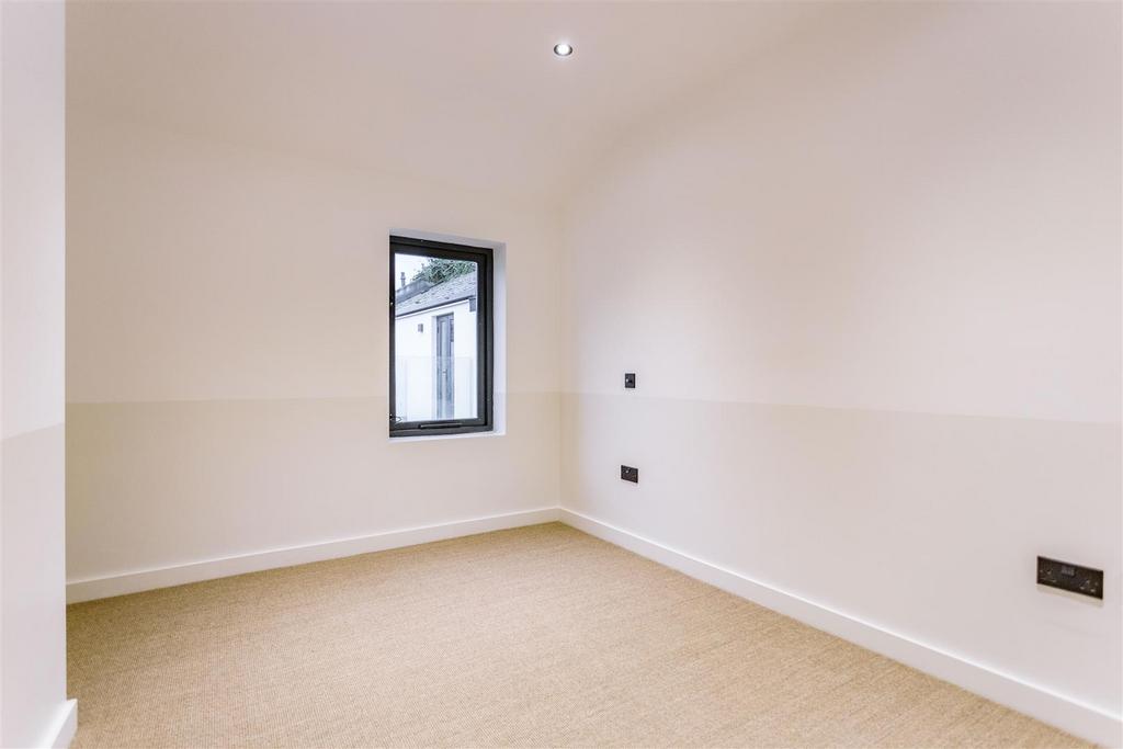 MB number 17 fonthill mews 03.jpg