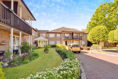 2 bedroom retirement property for sale, Fernlea Avenue, Ferndown BH22