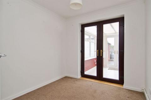 10 Berry Hill, Hednesford, Cannock, WS12 1UJ