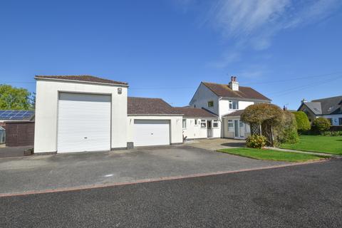 3 bedroom detached house for sale, Ingoldmells Road, Burgh Le Marsh, PE24