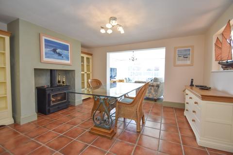 3 bedroom detached house for sale, Ingoldmells Road, Burgh Le Marsh, PE24