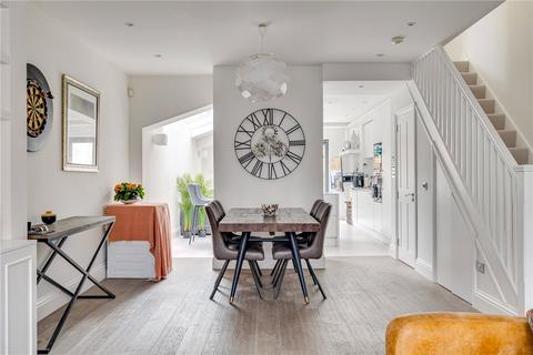 43 Humbolt Road, London, W6 8QQ