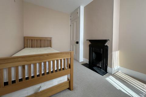 104 Downs Road, Walmer, Deal, CT14 7TB