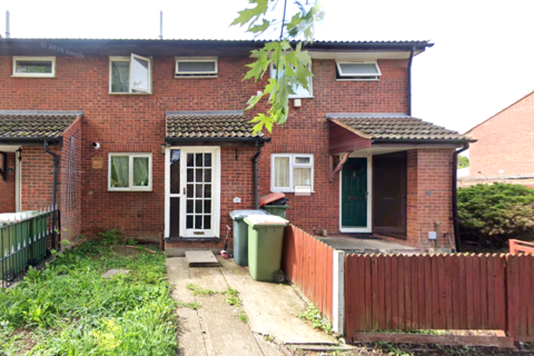 undefined, Sheerwater Road, Beckton, E16