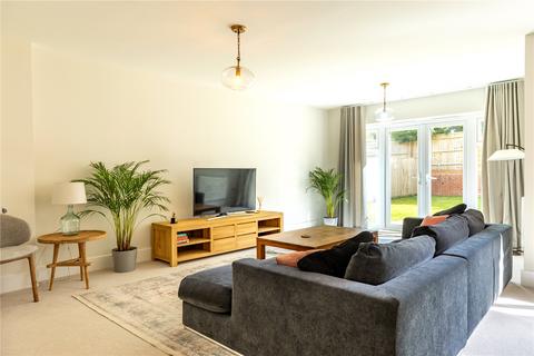 4 bedroom detached house to rent, Olivers Close, Long Hanborough, Witney, Oxfordshire, OX29