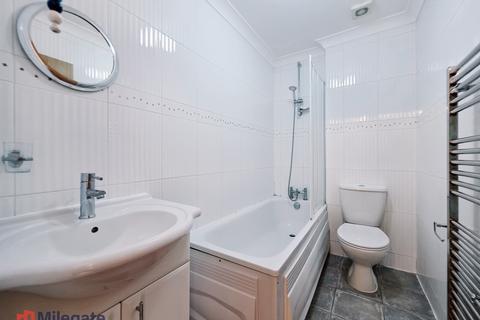 1 bedroom flat to rent, Green Lanes, London N16
