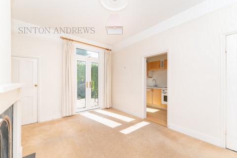 undefined, Bernard Avenue, Northfields, W13
