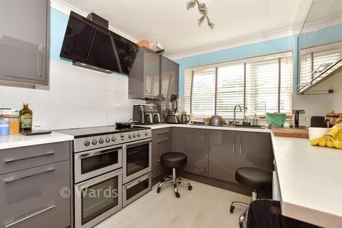 3 bedroom end of terrace house for sale, Drum Major Drive, Deal, Kent