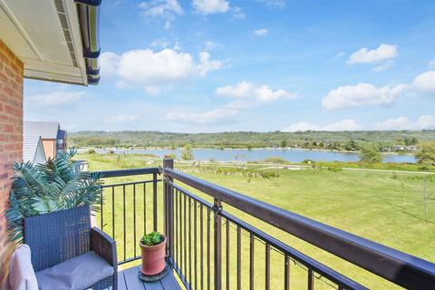 2 bedroom apartment for sale, Hobbs Court, Hythe CT21