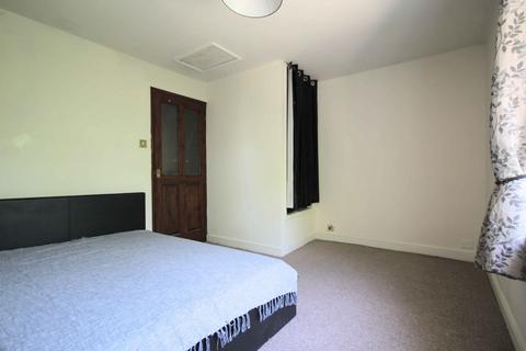 1 bedroom end of terrace house for sale, Staups Lane, Halifax HX3
