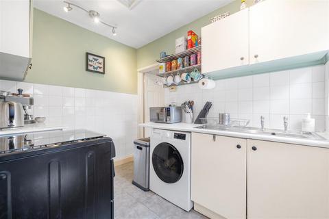 35a Saxon Road, London, SE25 5EQ