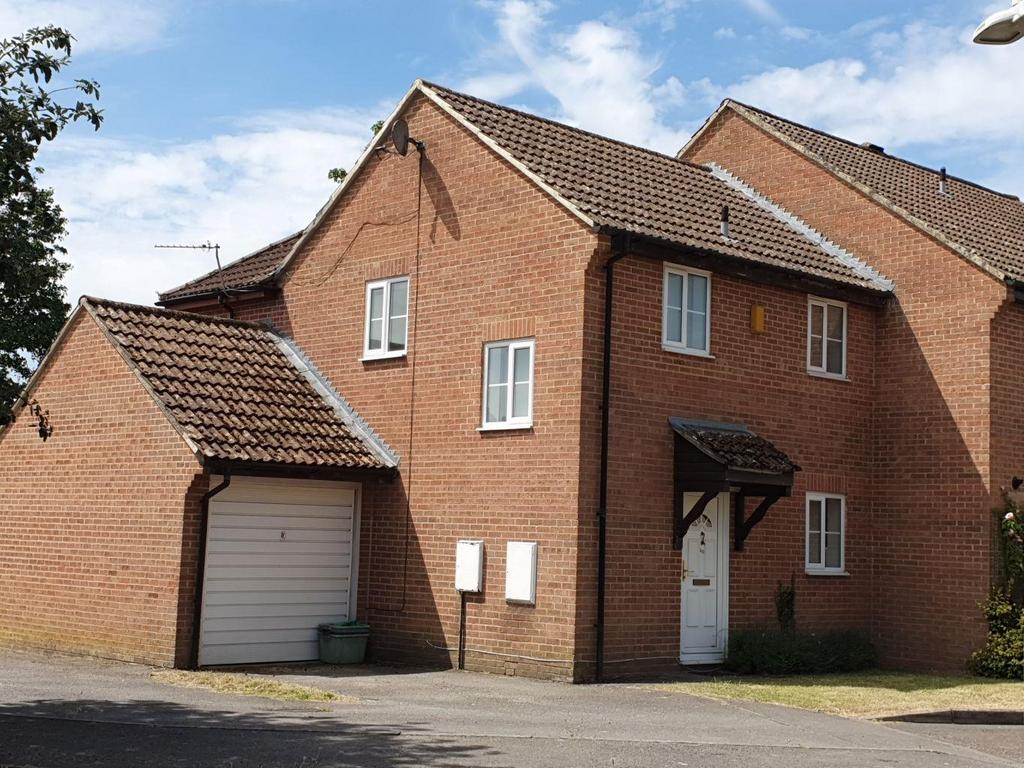 Front and garage.jpg