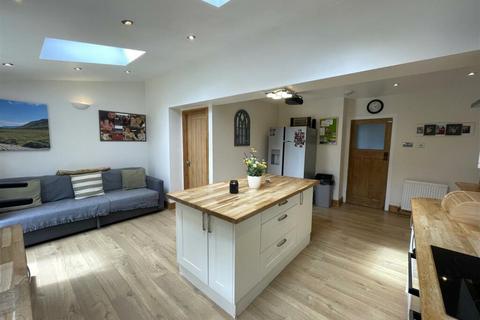 3 bedroom detached house for sale, Well Green Lane, Brighouse HD6