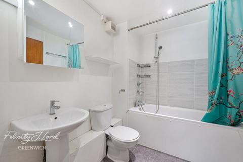 50 Woodland Grove, London, SE10 9UL