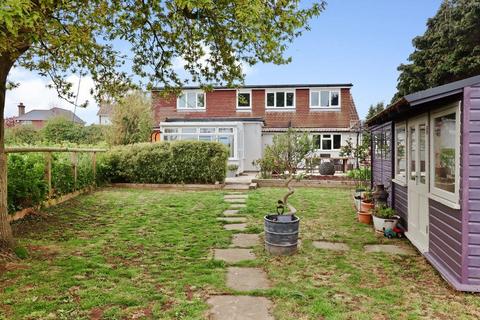 Willow Road, Great Mongeham, Deal, Kent, CT14 0HN