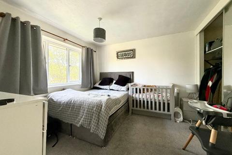 1 bedroom cluster house for sale, Sharples Green, Barton Hills, Luton, Bedfordshire, LU3 4BD