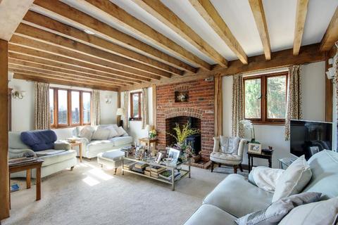 3 bedroom detached house for sale, Bettenham Lane, Biddenden, Kent, TN27 8LS