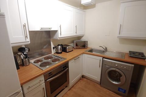 3 bedroom flat to rent, Wallace Street, Stirling, FK8