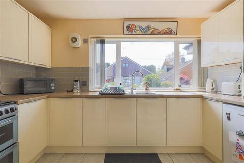4 Brookgate, Forsbrook, Stoke-on-trent, ST11 9DP