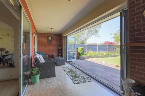 4 Brookgate, Forsbrook, Stoke-on-trent, ST11 9DP