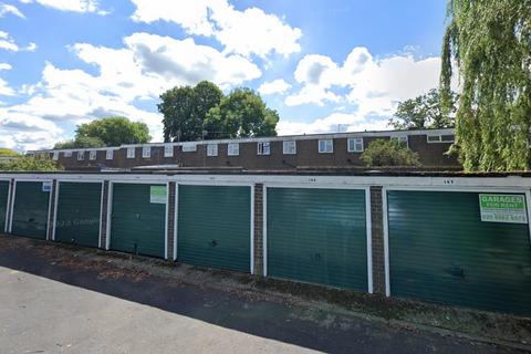 undefined, Kingsley Road, Farnborough GU14