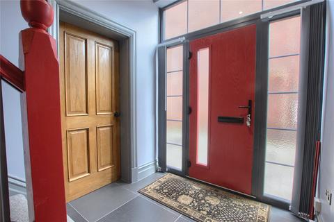 6 bedroom semi-detached house for sale, The Avenue, Linthorpe