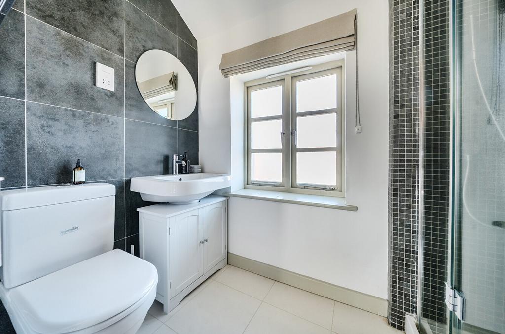 Ensuite Shower Room