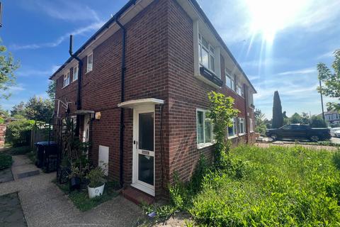 2 bedroom maisonette for sale, Hazelwood House, New River Crescent, London