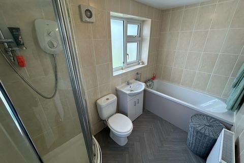 66 Barbridge Road, Bulkington, Bedworth, CV12 9PD