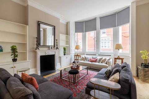2 bedroom flat to rent, Cadogan Square, Kensington and Chelsea, LOndon, SW1X