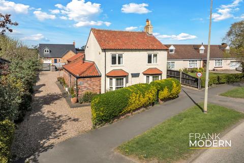 4 bedroom cottage for sale, West Road, Bourne, PE10