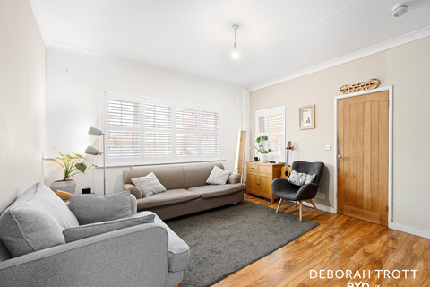 undefined, Turners Hill Road, Crawley RH10