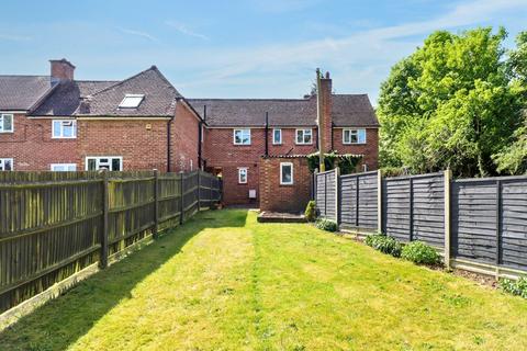 37 Middle Meadow, Chalfont St Giles, HP8 4QS