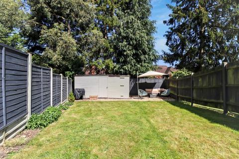 37 Middle Meadow, Chalfont St Giles, HP8 4QS