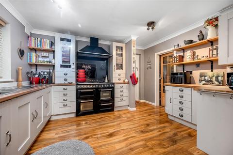 4 bedroom detached house for sale, Greengate, Syerston, Newark