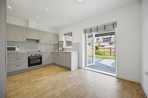 undefined, Calico Avenue, Wallington, SM6