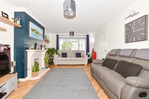 116 Lucy Avenue, Folkestone, CT19 5TN