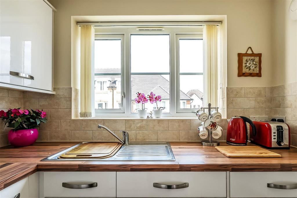 Kitchen window.jpg