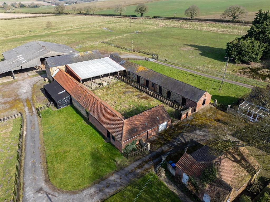 Photos - Sixhills Farm, Market Rasen (21 of 114) E