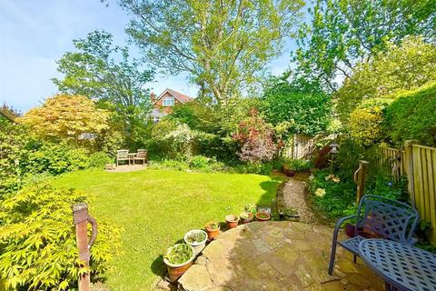 3 bedroom detached house for sale, Sandringham Road, Macclesfield