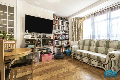 4 bedroom semi-detached house for sale, Daws Lane, London, NW7