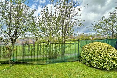 1 bedroom flat for sale, New Park Court, New Mills, High Peak