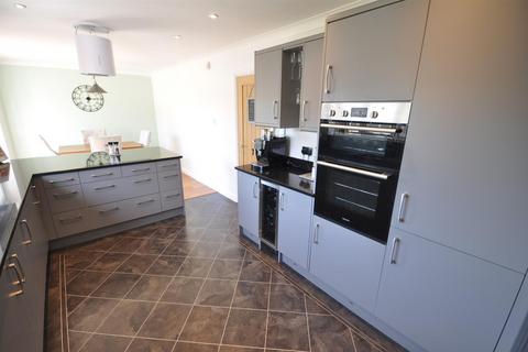 41 Canal View, Thorne, Doncaster, DN8 5GD
