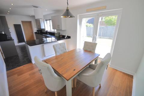 41 Canal View, Thorne, Doncaster, DN8 5GD