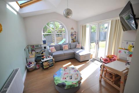 41 Canal View, Thorne, Doncaster, DN8 5GD