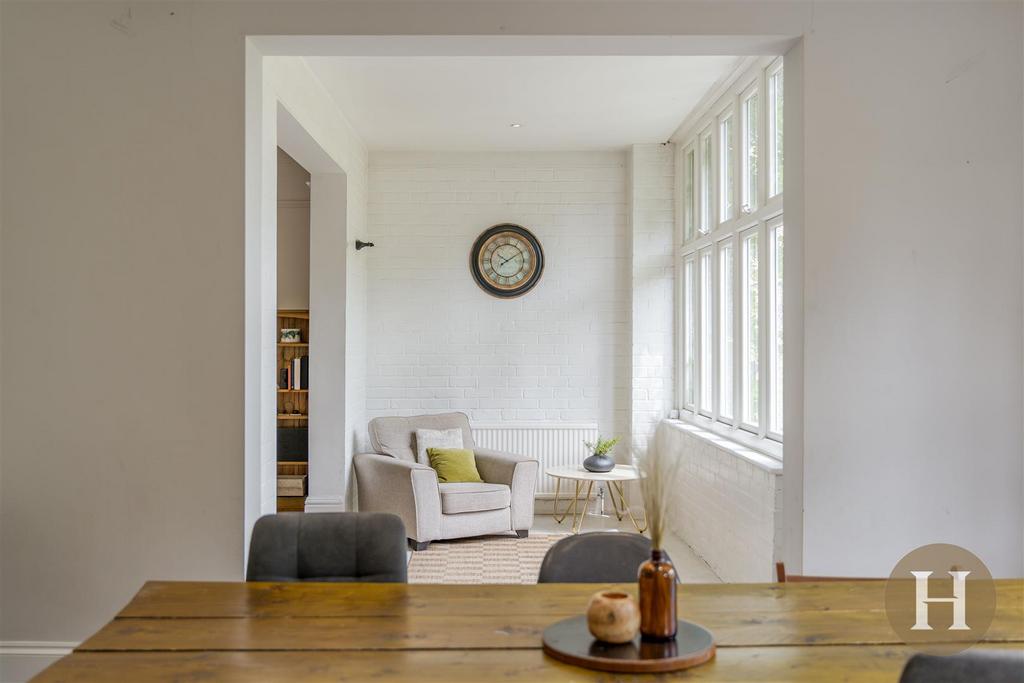 Hadleigh Estate Agents-48.jpg